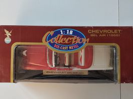 Chevrolet Bel Air Convertible 1958, rot von Yat Ming, 1/18