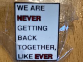 Taylor Swift Pin Anstecker Pop Punk Metal Rock Band