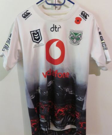 Rugby Jersey Shirt  NEW ZEALAND  Warriors NRL  Size Medium