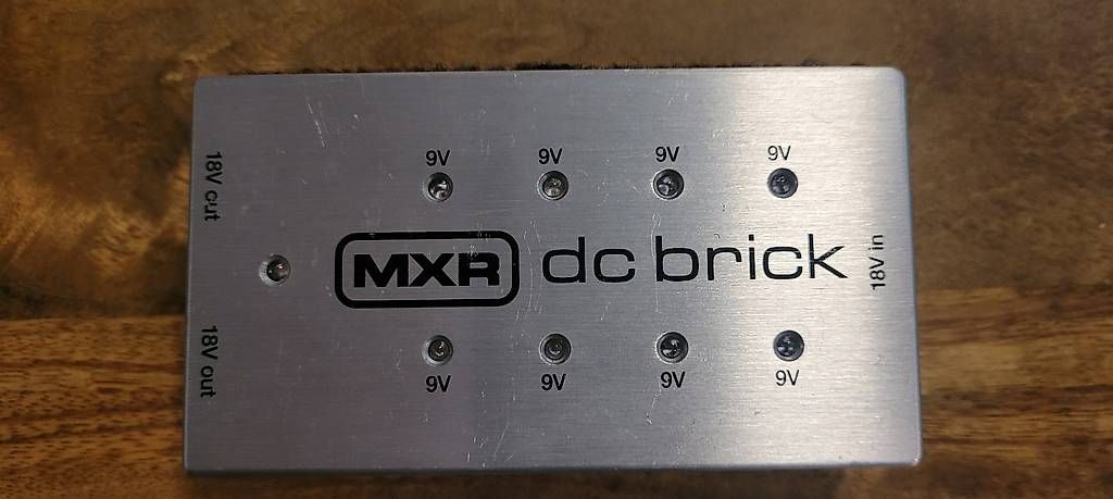 Musikinstrumente: MXR DC Brick M237 – Gebraucht aus Grand-Lancy von Selfa1984 1