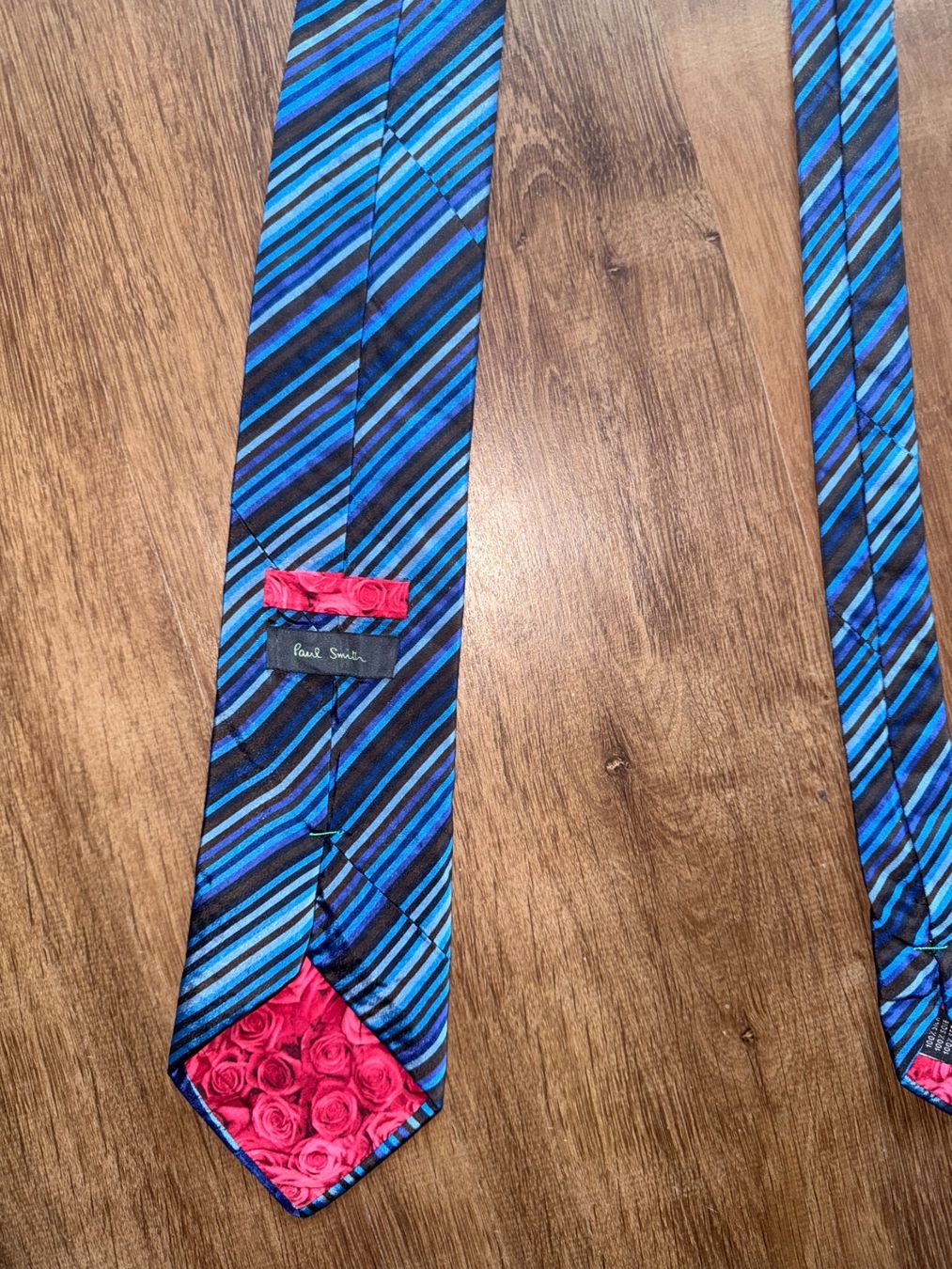 Paul Smith Cravatte: Paul Smith silk tie – Usato da St-Sulpice VD venduto da juhdu 1