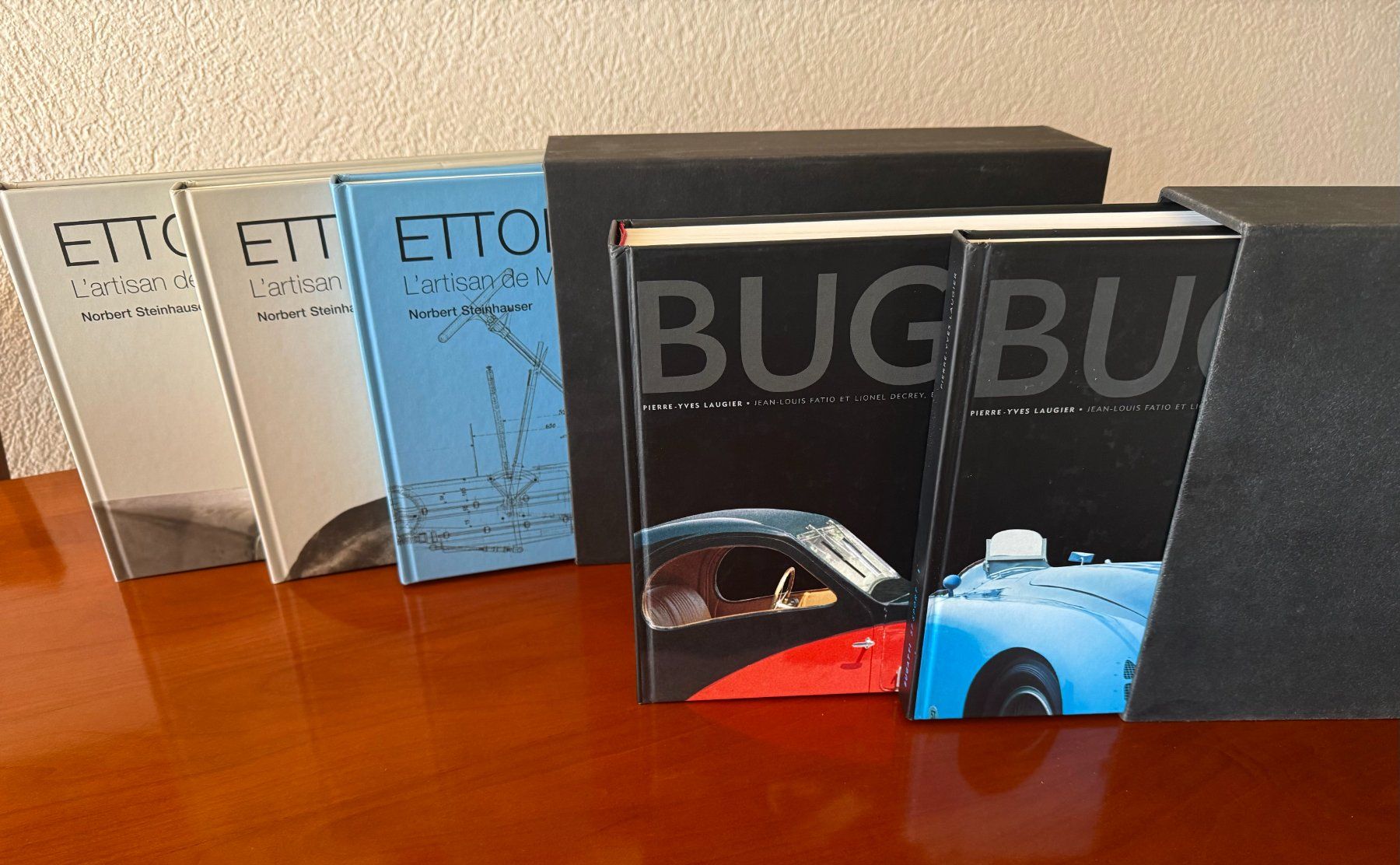 Livres: Bugatti Book – Neuf (Voir description) à Bulle par miura_sv