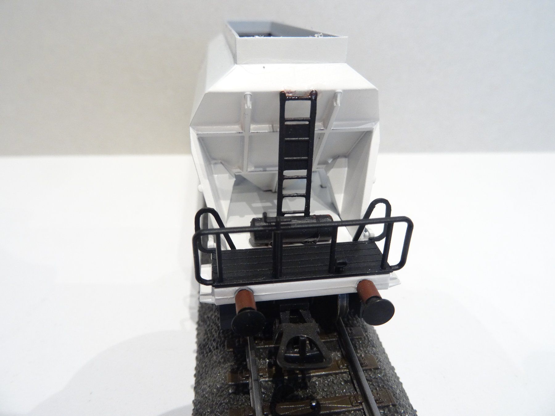 Liliput Modellini di ferrovie: Liliput. H0 235 540 Kieswagen "sersa" – Usato da Hochdorf venduto da Teger02 2