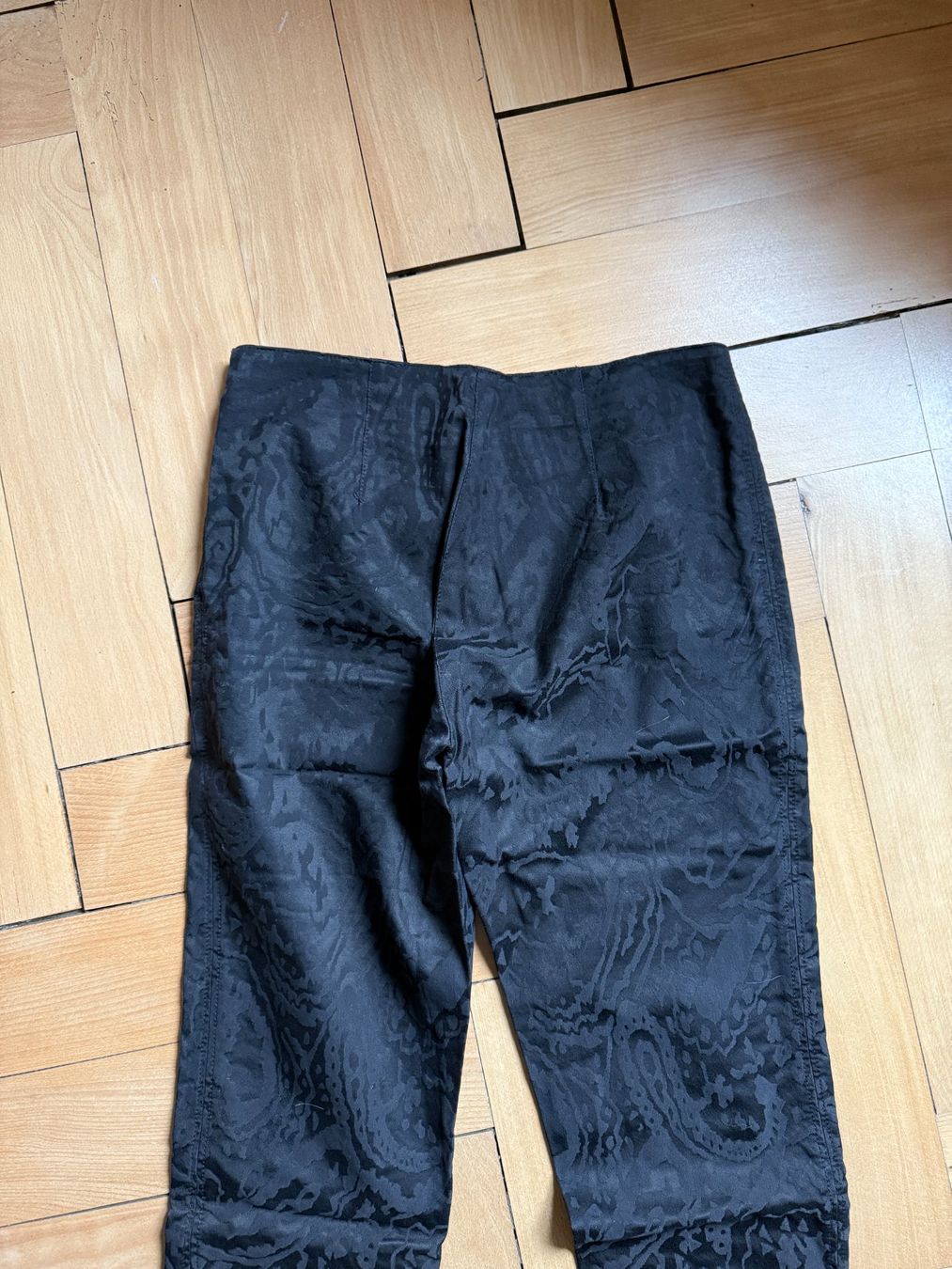 Pantaloni: VANILIA - Hose schwarz gemustert 40 – Usato da Zürich venduto da Diazaio 2