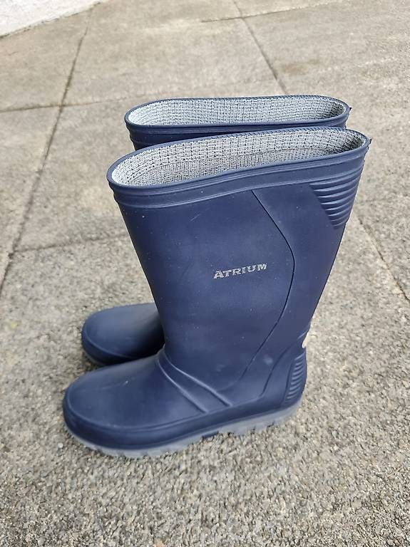 Chaussures garçon: Gummistiefel Gr. 33 – D'occasion à La Heutte par tau_5vvl