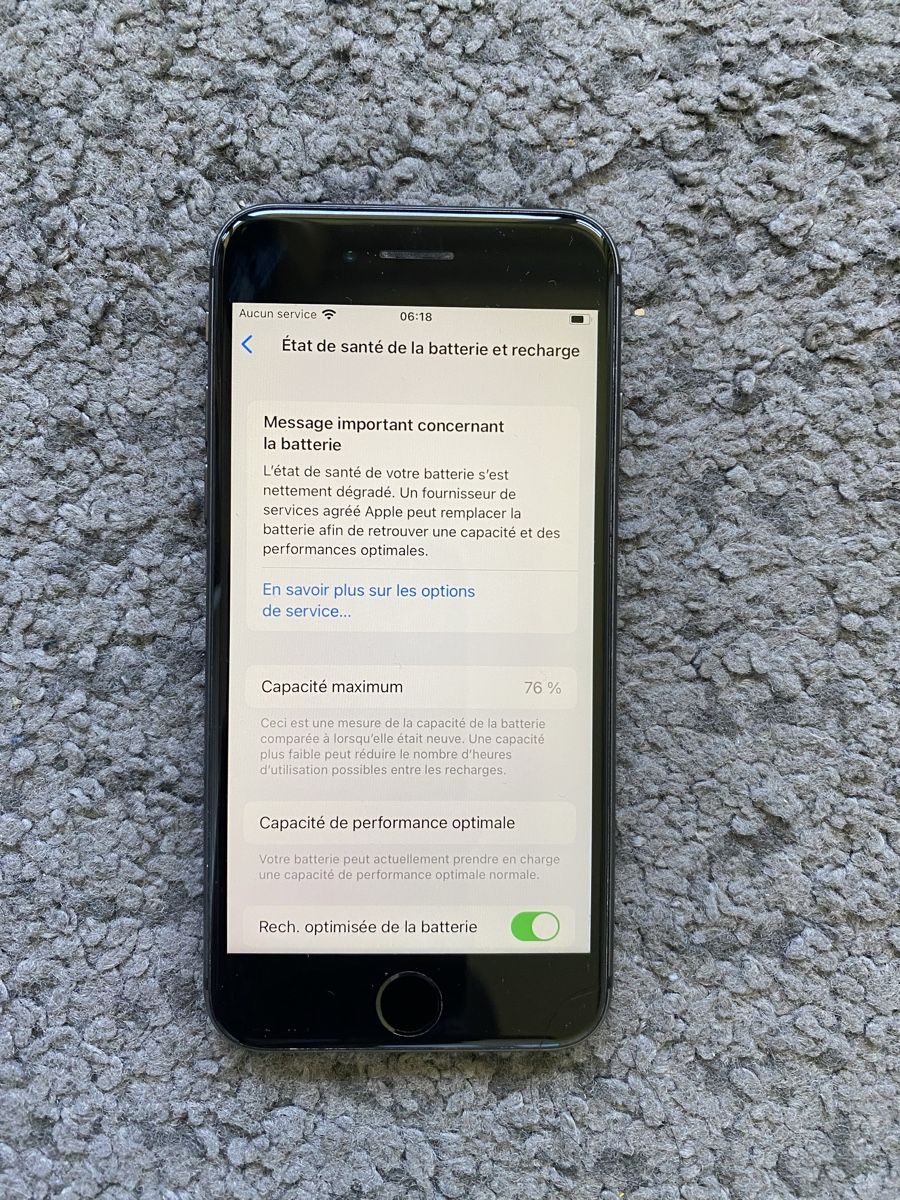 Apple Telefoni cellulari / Smartphones: iPhone 8, 64GB, Noir Sidéral - N.8 – Usato da Genève venduto da eth_6qs6 3