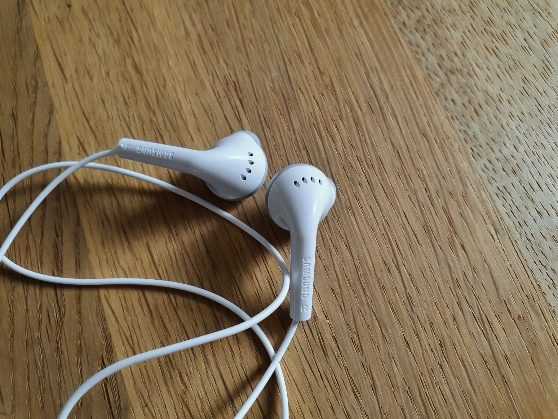 Samsung Cuffie: Samsung EHS61ASFWE kabelgebundene Kopfhörer/Headset – Nuovo e nell'imballaggio originale da Winterthur venduto da Nooitgedagt 4