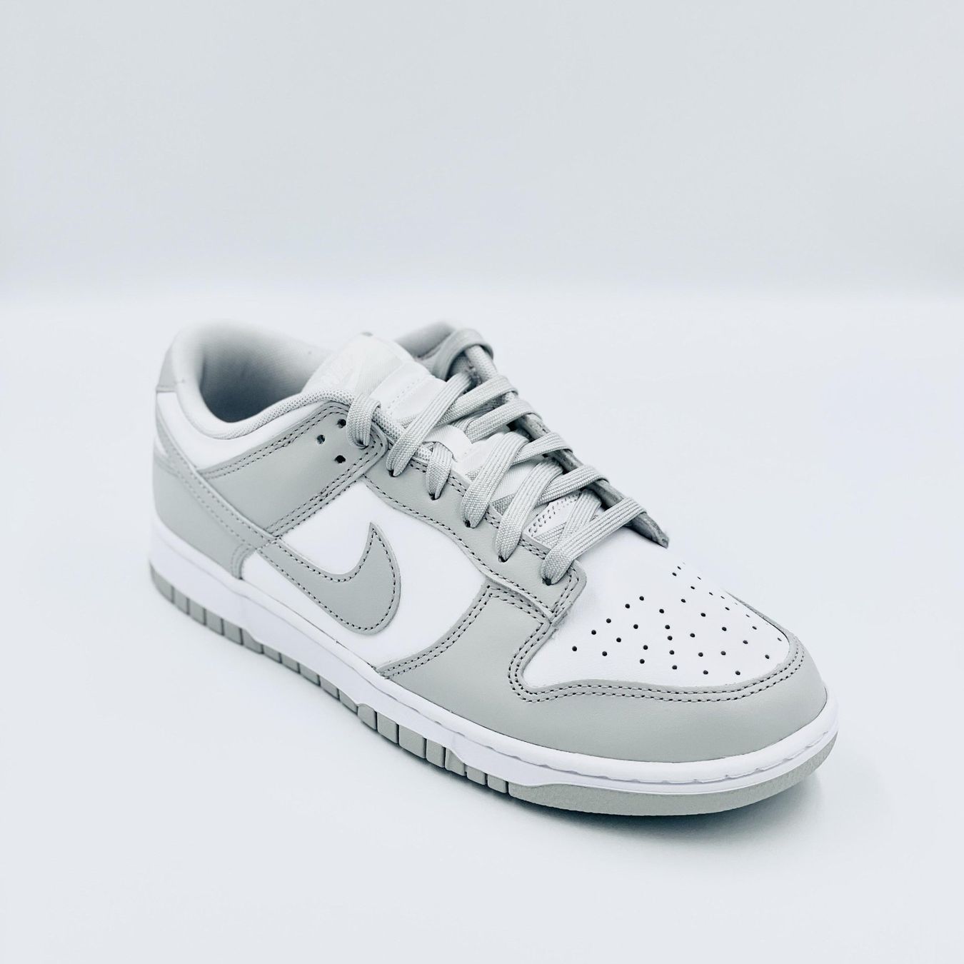 Nike Scarpe da uomo: Nike Dunk Low Retro Grey Fog EU 42 – Nuovo e nell'imballaggio originale da Erlinsbach venduto da sasneakers 3