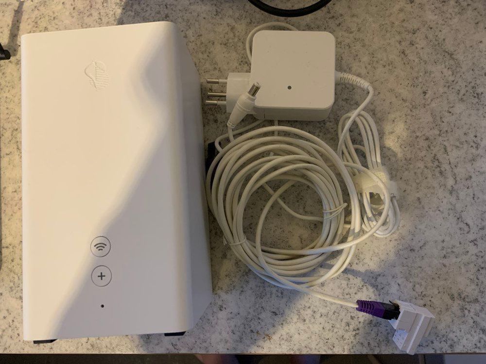 Swisscom Internet Box 2 mit Zubehör | Kaufen auf Ricardo