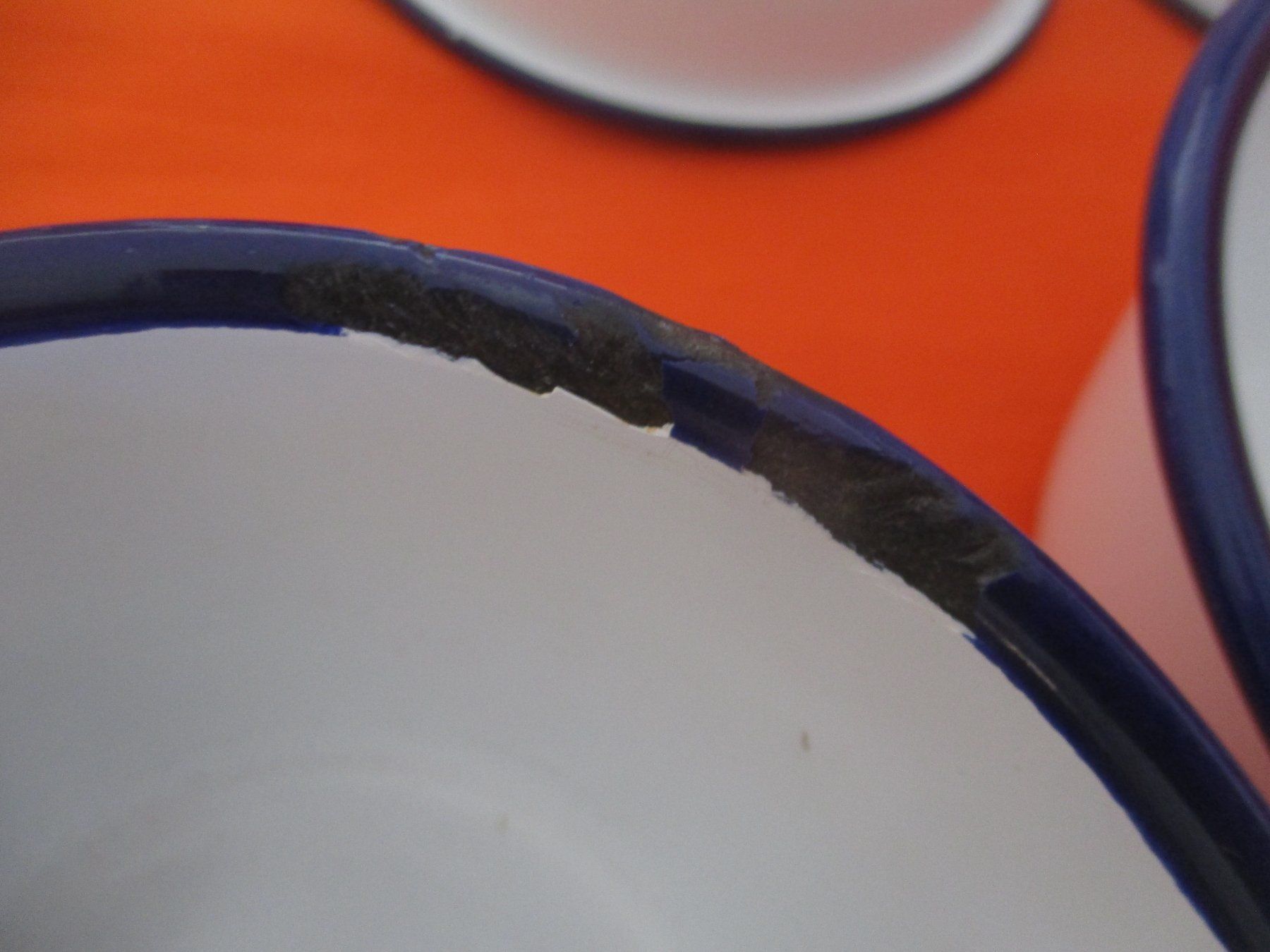 Ciotole: 6 Schalen Emaille – Usato da Birsfelden venduto da alles-muss-raus 2