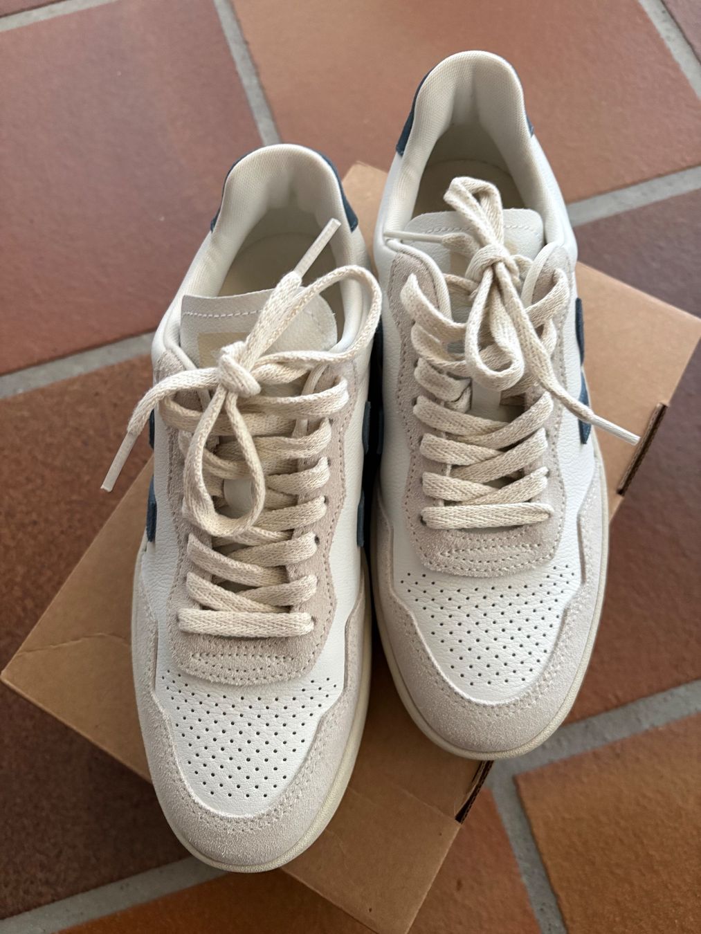 Veja Scarpe da donna: Veja Sneaker – Nuovo e nell'imballaggio originale da Frauenfeld venduto da caeten 3