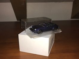 Porsche 911 (Typ 930) Cabriolet 1/43 no Minichamps