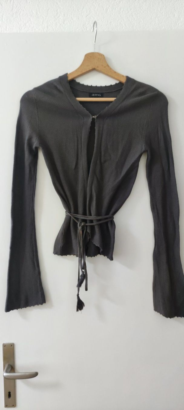 Giacche: Cardigan xs-s – Usato da Rüti ZH venduto da Happynong