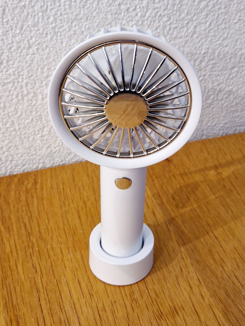 Ventilatoren: Mini Ventilator, USB, Handventilator,NEU – Neu und originalverpackt aus Siblingen von Vany_McDougall 2