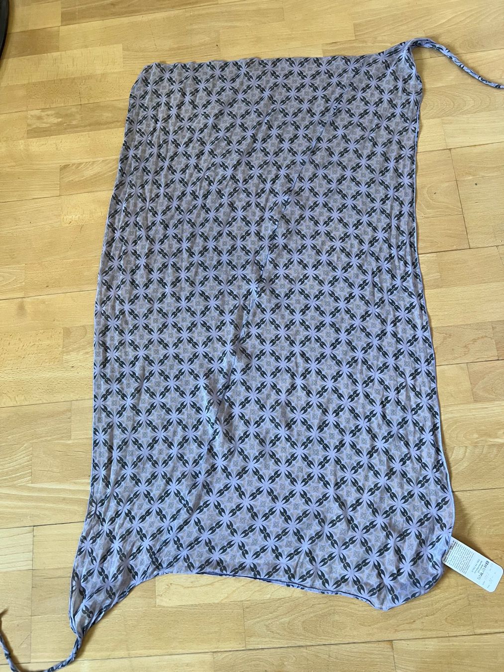 Colora Foulard & Sciarpe: Colora Schal, 30% Seide, Flieder, NEU – Nuovo e nell'imballaggio originale da Worb venduto da farben20zauber 2