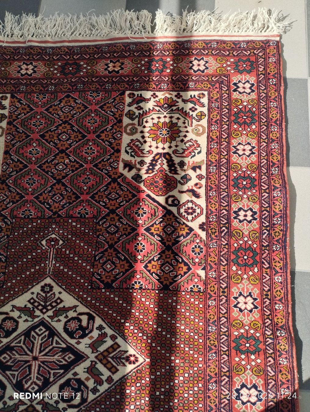 Tapis: Orientteppich mit traditionellem Muster gebraucht – D'occasion à Rorschacherberg par Giova1922 1