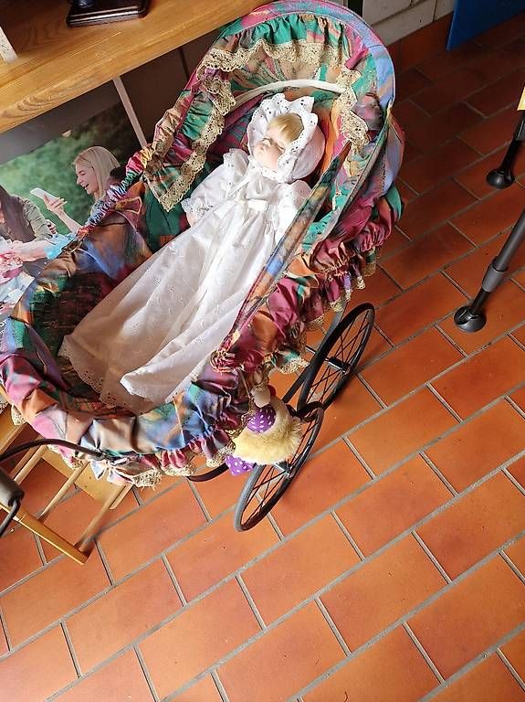 Bambole: Puppen und Wiegen etc. – Nuovo (secondo la descrizione) da Zürich venduto da Sunshine52 4