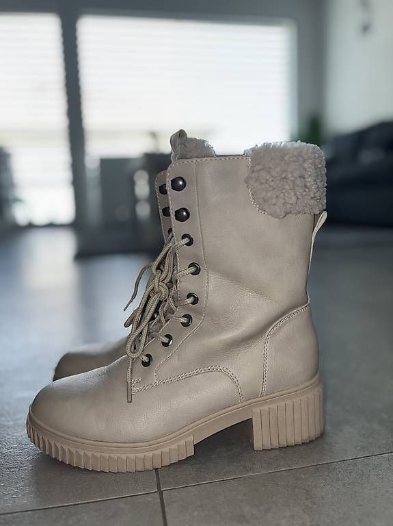 Graceland Chaussures femmes: BOTTINES FOURRÉES BEIGE Graceland – D'occasion à Constantine par san_nmr2 2