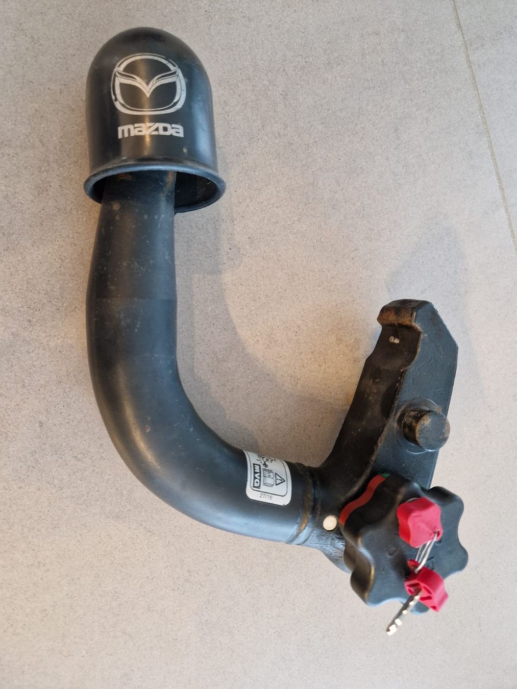 Ganci per rimorchio: Mazda 3 - Anhängerkupplung – Usato da Boswil venduto da gummibaerli24