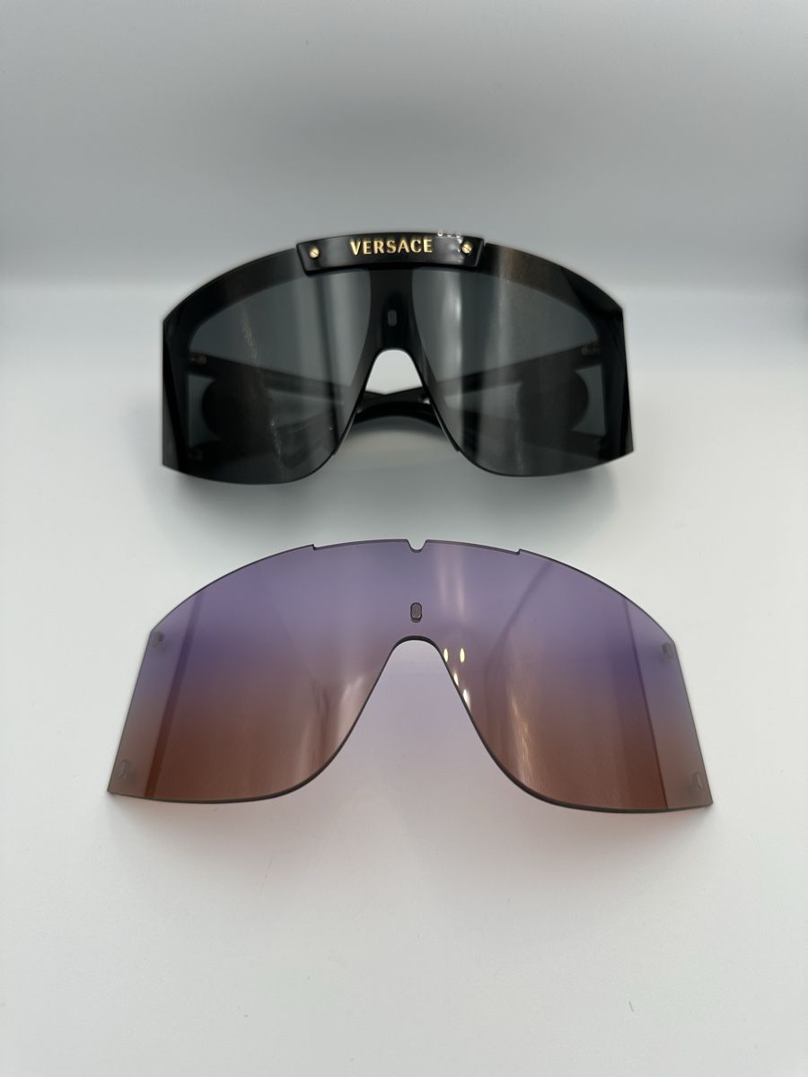 Versace Occhiali & Lenti: Versace Sonnenbrille Oversize Schwarz mit Wechselgläser – Usato da Schwende venduto da weesli