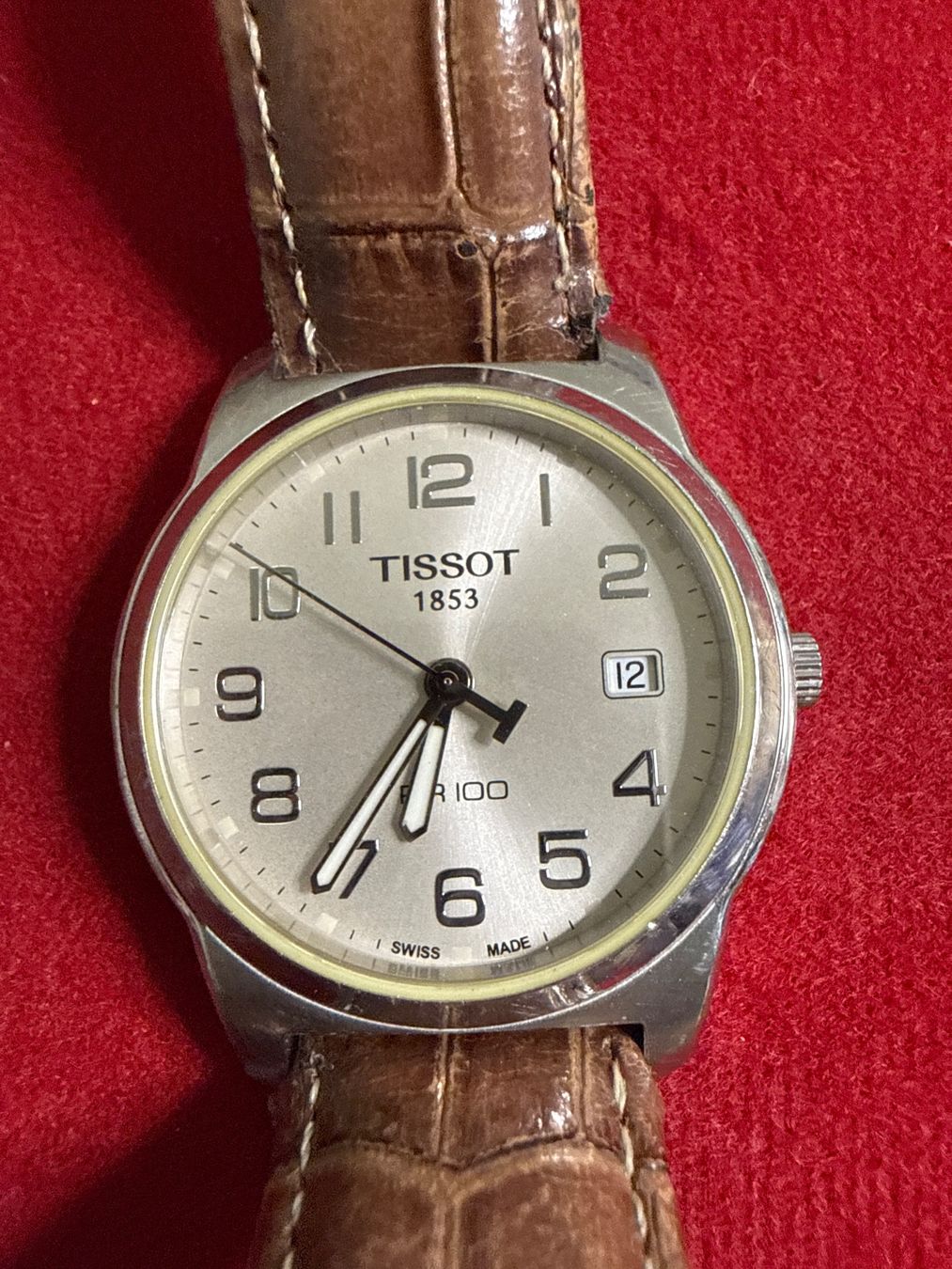 Tissot Orologi: Tissot PR 100 Quarz 38 mm – Usato da Pfeffingen venduto da Allhandelklgwatches