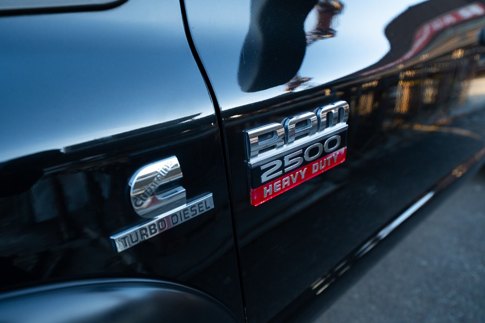 Dodge Automobili: DODGE RAM 2500 / 6.7 L / 10 T AHK / EINTAUSCH MÖGLICH – Usato da Diessenhofen venduto da Chlutteri 9