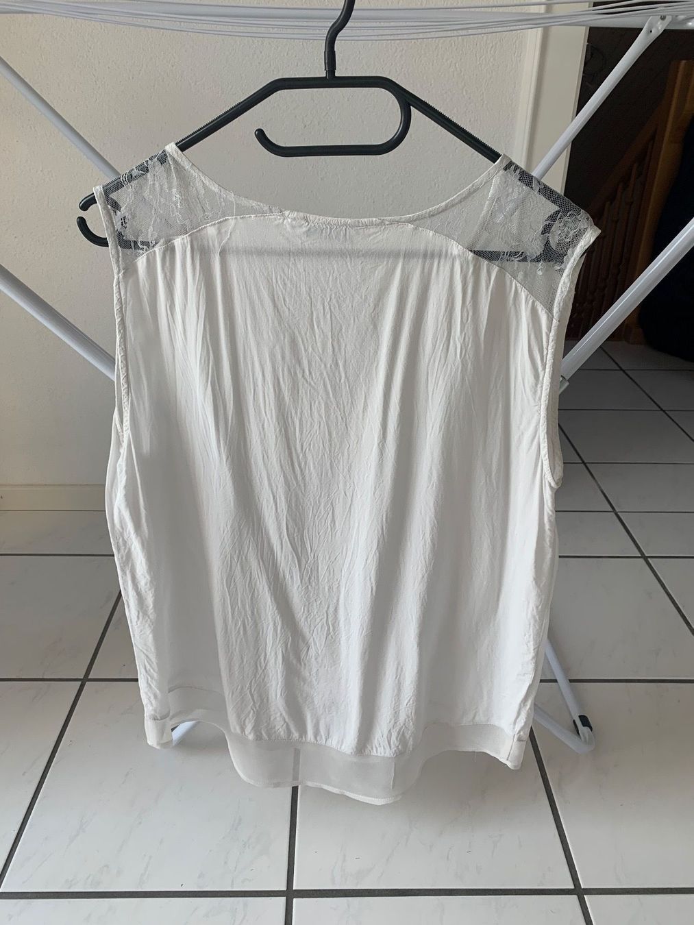 Camicette: Bluse Farbe Weiss, Grösse M – Usato da Einsiedeln venduto da important__ 1