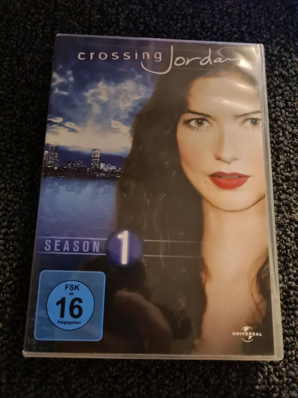 Tutti i DVDs: CROSSING JORDAN STAFFEL 1 – Usato da Ruswil venduto da jan_bxl5