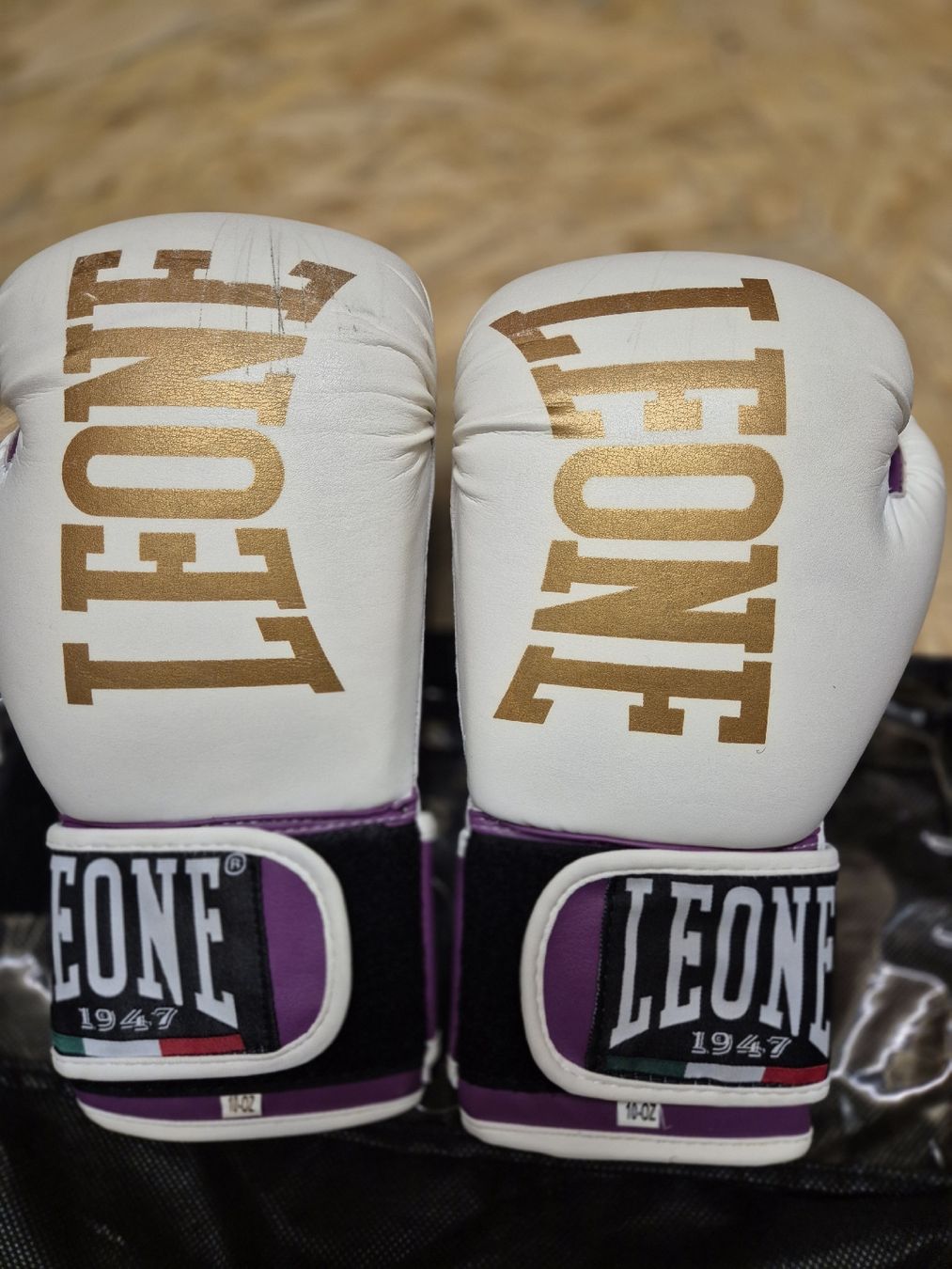 Gants & mitaines : Leone Boxhandschuhe und Beinschoner – D'occasion à Auswil par boumi85 3