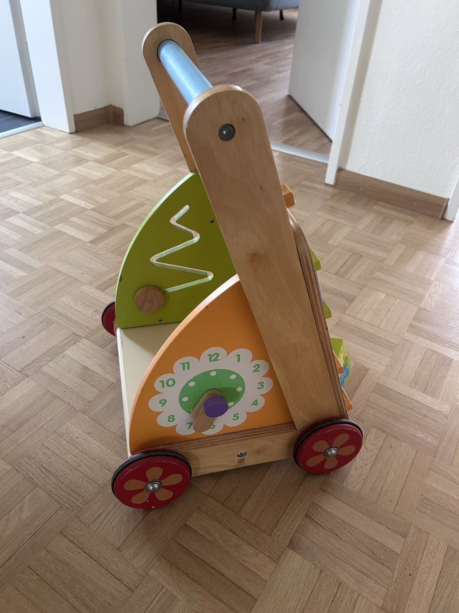 Jouets: Lernlaufwagen – D'occasion à Lausen par Ella685 1
