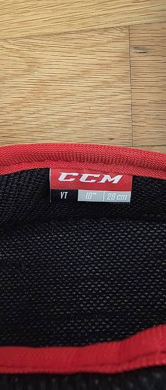 Protezioni & Imbottiture: Schoner Eishockey von CCM – Usato da Brunnen venduto da Rodge 1