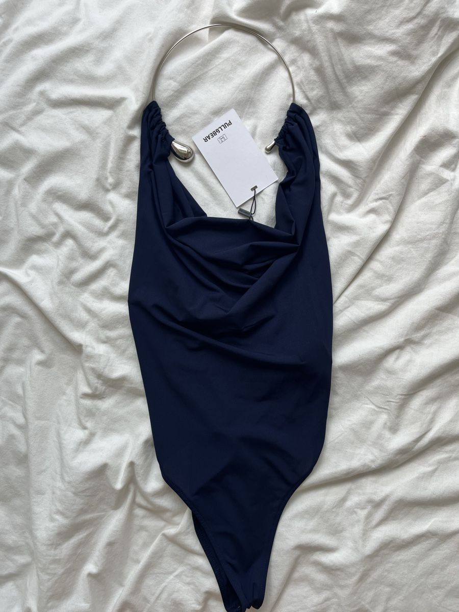 Pull&Bear Top: Body S pull & bear jamais porté  – Nuovo e nell'imballaggio originale da Lonay venduto da jes_8znz 1