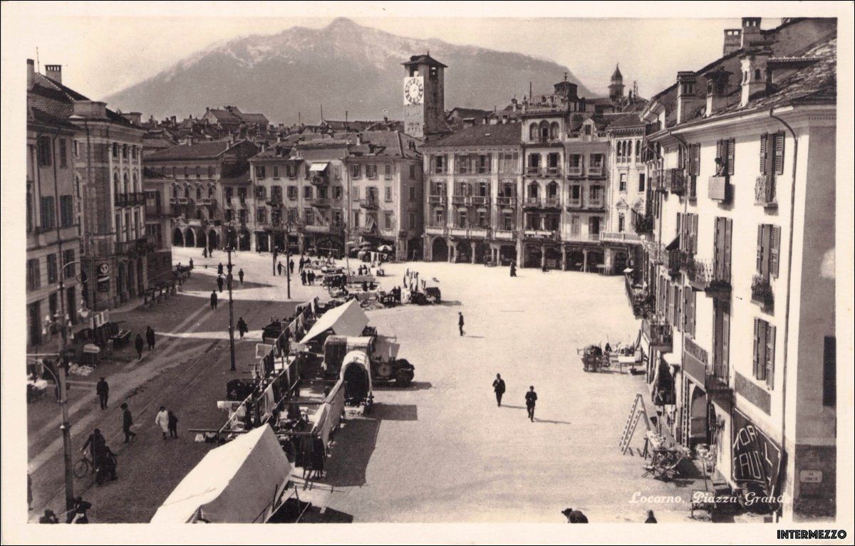 Cartoline postali: Locarno TI // 1938 Piazza Grande – Usato da Basel venduto da intermezzo12