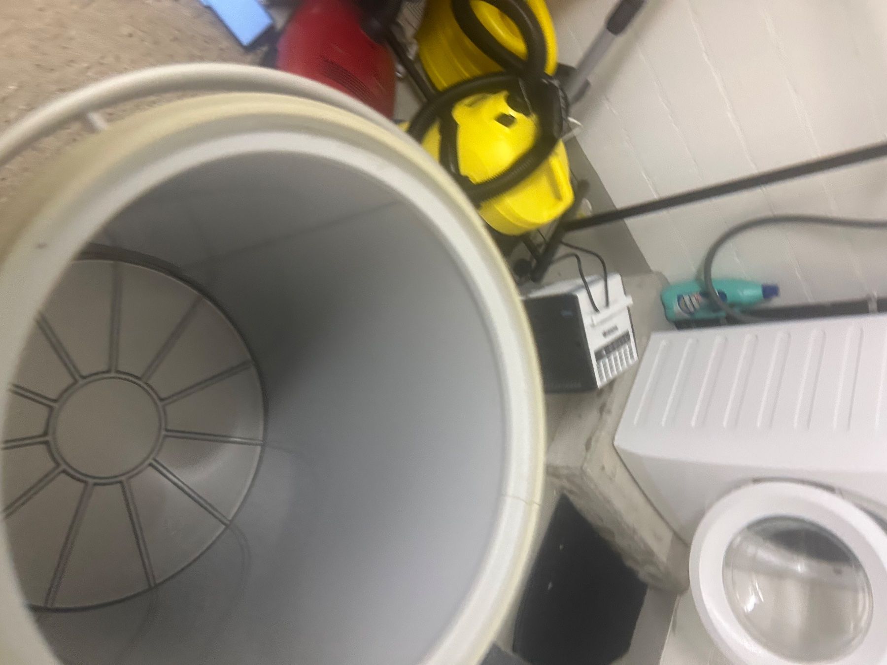 Frigoriferi: Getränkekühler/Party Cooler – Usato da Fehraltorf venduto da mar_8wm6 2