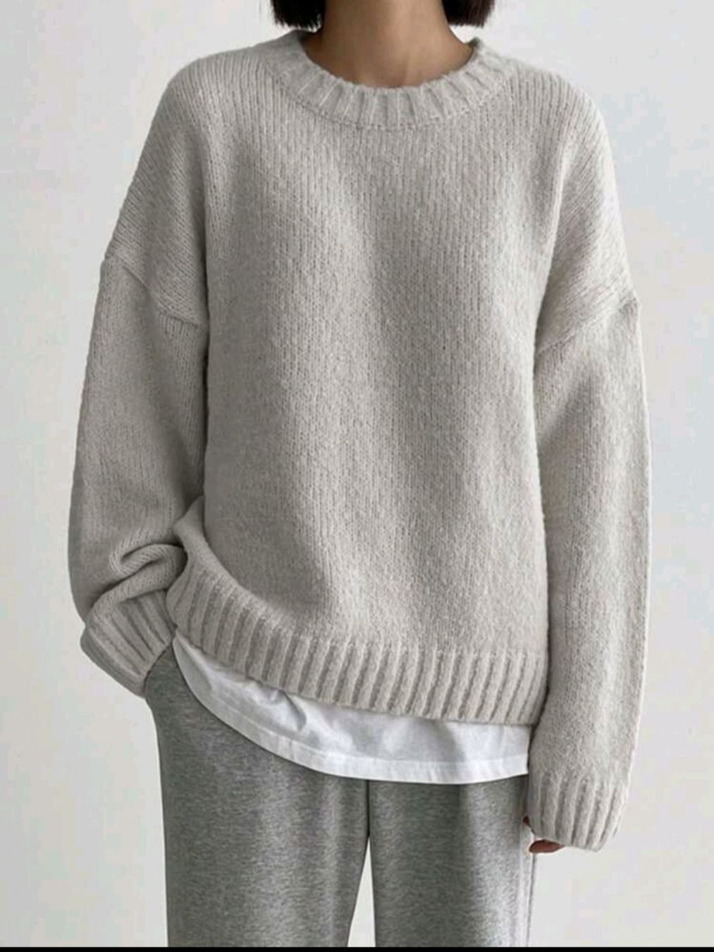 Maglioni & Felpe: NEU Oversize Damen Pullover - S - hellgrau – Nuovo (secondo la descrizione) da Thalwil venduto da VitaMini
