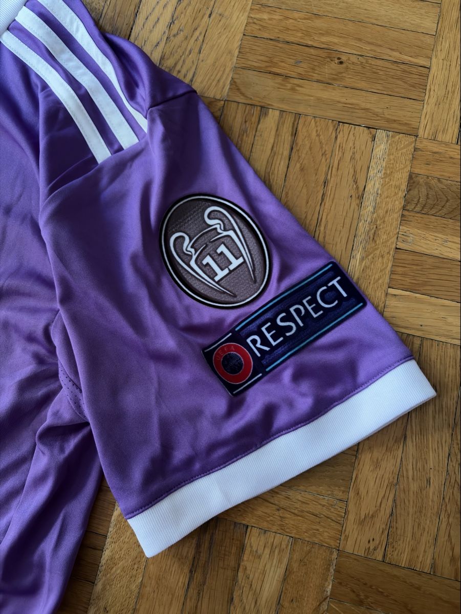 Canottiere & Pantaloni: Ronaldo UCL 2016/17 Final Jersey. – Nuovo (secondo la descrizione) da Meyrin venduto da silencator 2