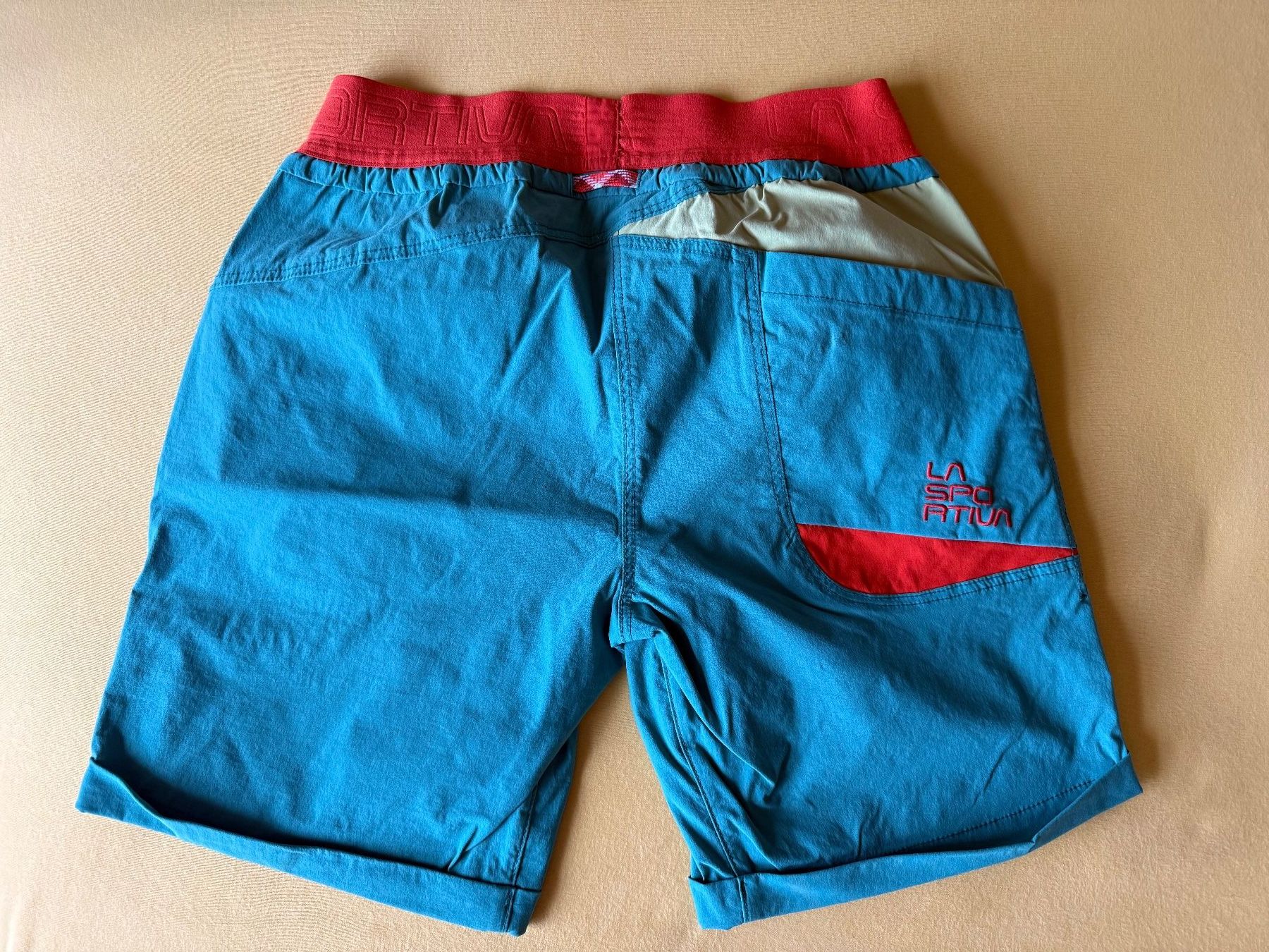 Hosen: Shorts – Gebraucht aus Bern von spinnerei