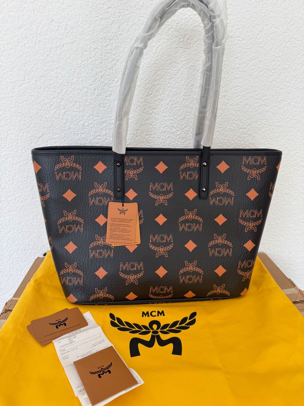 Mcm Borse da donna: MCM Shopper Tote Bag – Nuovo e nell'imballaggio originale da Wiedlisbach venduto da Sistershop 7