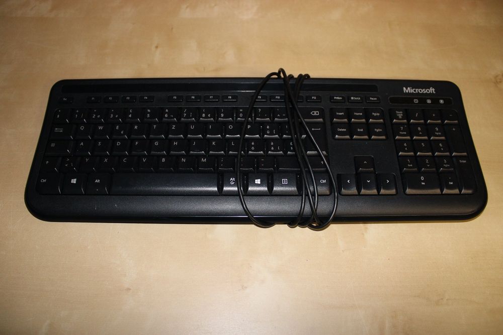 Microsoft Tastatur Wired Keyboard 400 Kaufen Auf Ricardo