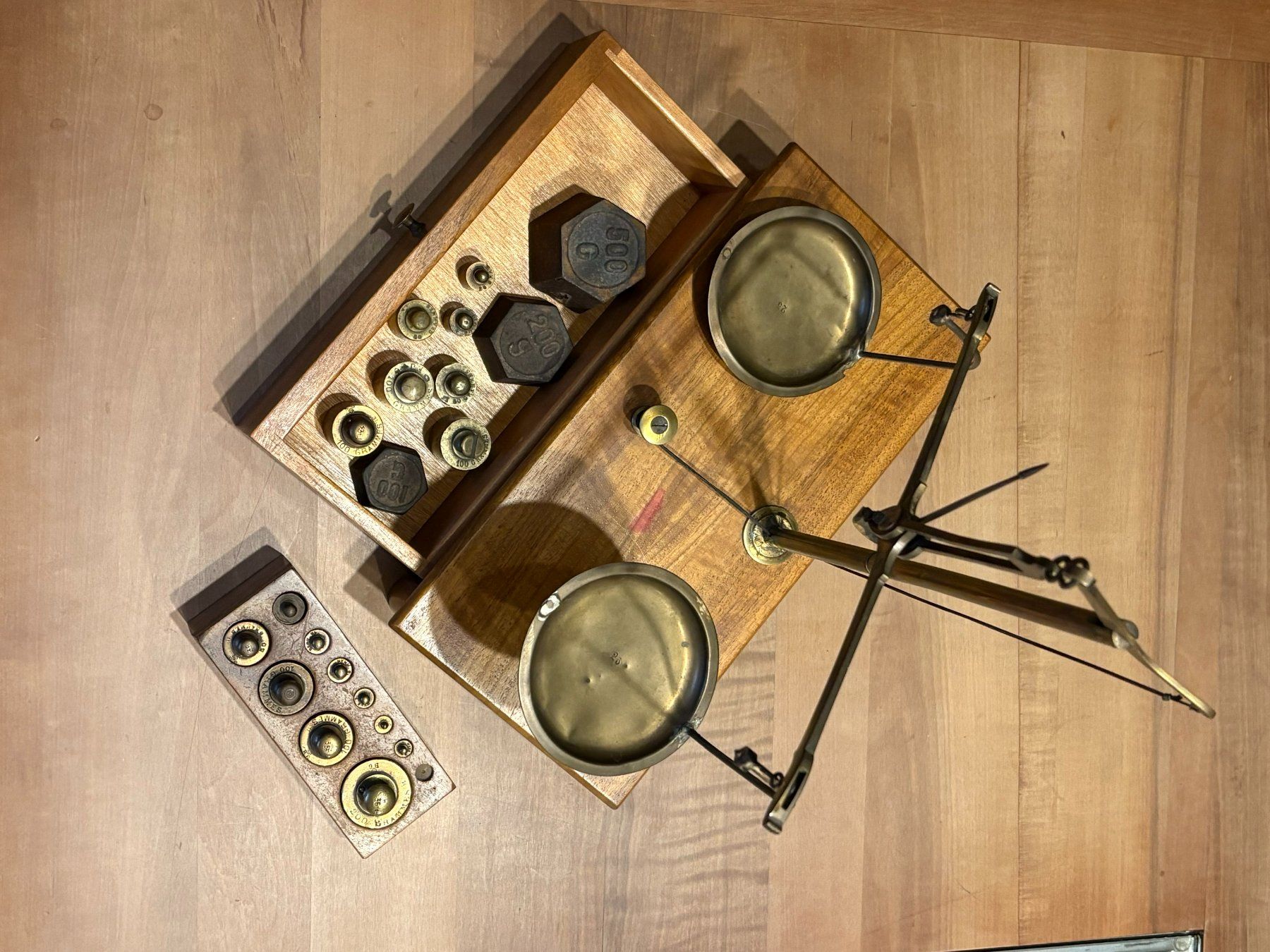 Bilance e pesi: Apothekerwaage – Usato da Oberburg venduto da ark_b2ql 1