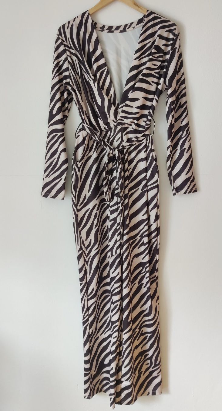 Tute: ZEBRA Design Anzug Overall Jumpsuit Einteiler Gr.M Neu – Nuovo (secondo la descrizione) da Winterthur venduto da Lotusherz
