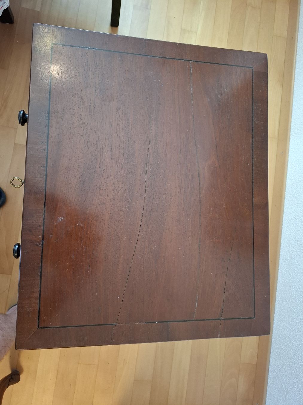 Tables: Beistelltisch Mahagonie – D'occasion à Zürich par arm_9ffr 1