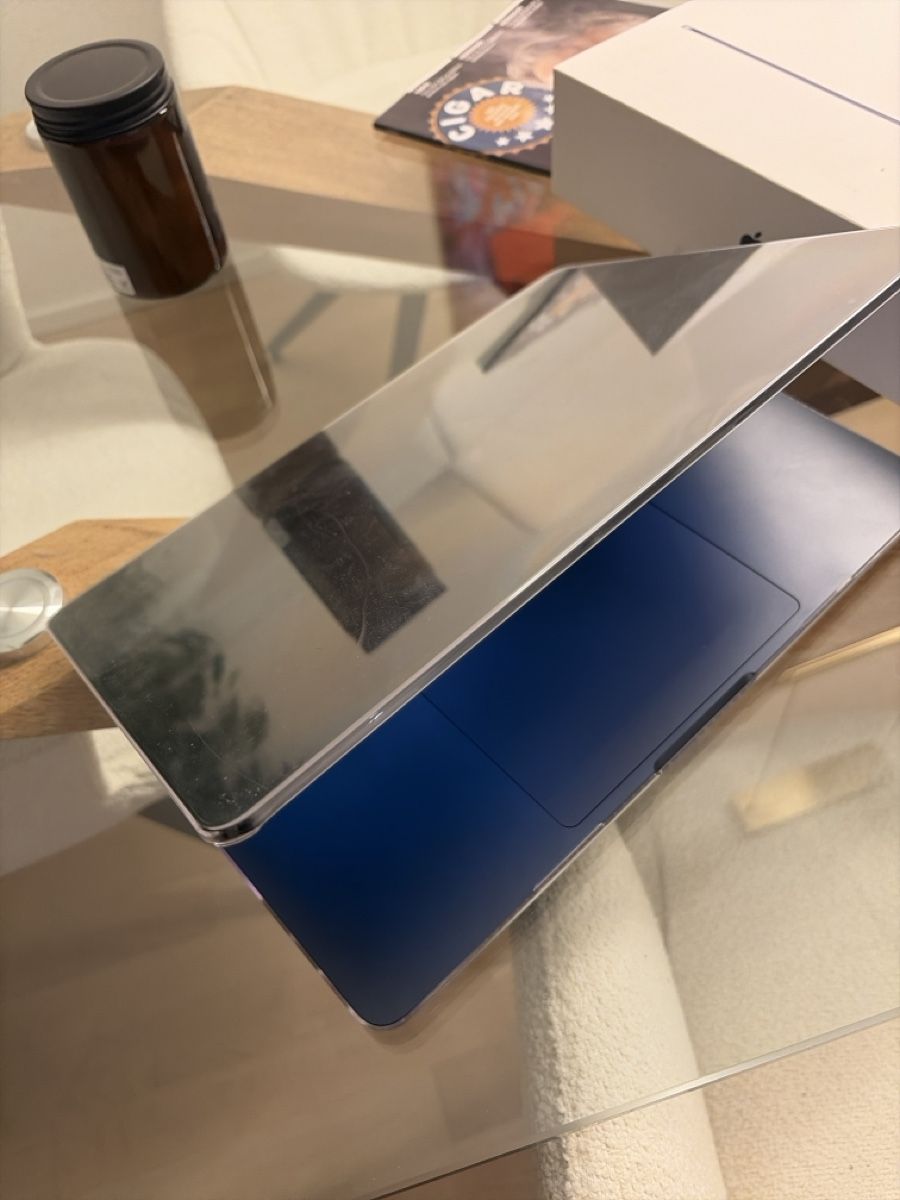 Apple Notebooks: Apple MacBook Air M3 – Gebraucht aus Arbon von dan_68b7 4