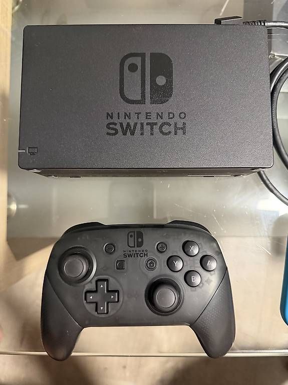 Konsolen: Nintendo switch 1  – Gebraucht aus Remetschwil von livio2002.