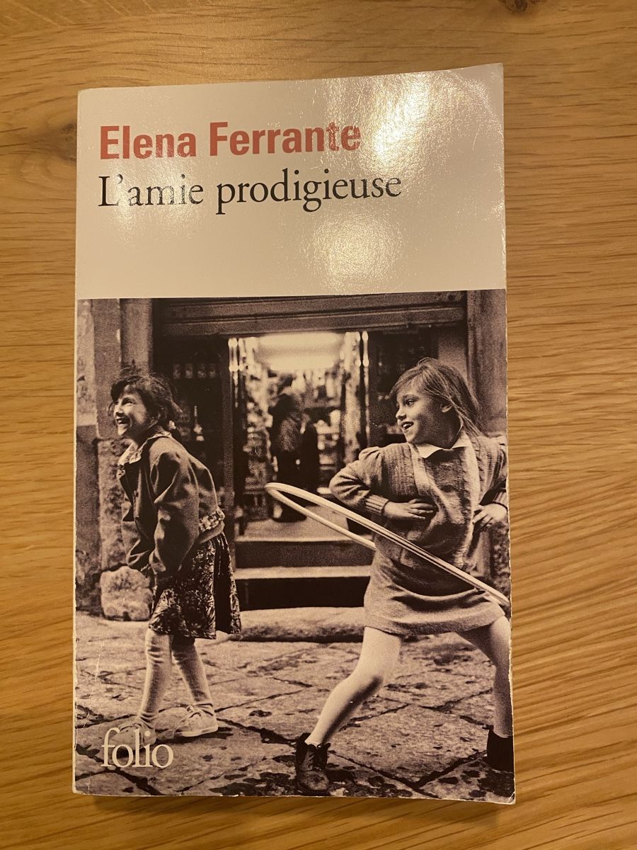 Bücher: Livre l’amie prodigieuse – Gebraucht aus Bussigny von Pauline.dbs