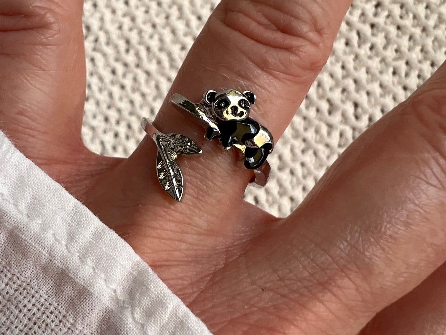Anelli: Bague panda en acier inox – Nuovo (secondo la descrizione) da Pully venduto da sunaddict