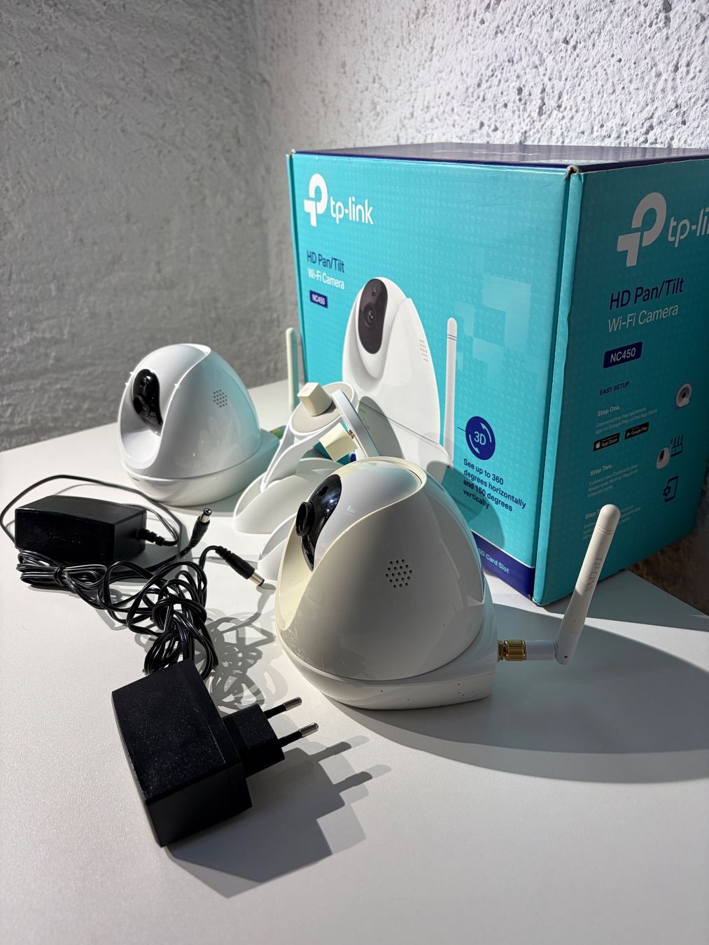 Caméscopes: TP Link - Wifi Camera Security - NC450 – D'occasion à Coppet par ACBL 1