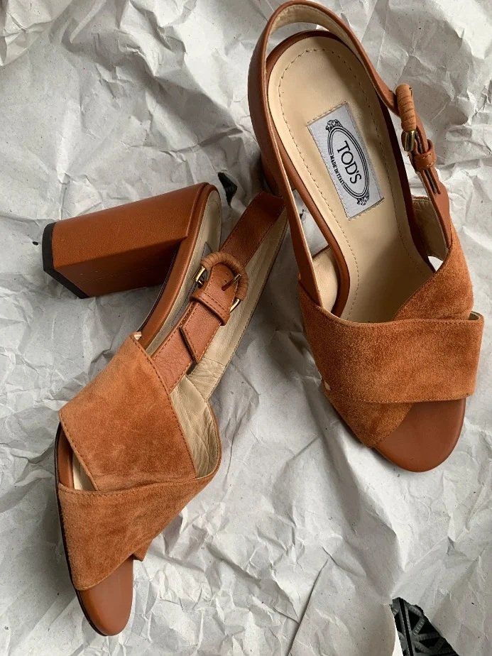 Scarpe da donna: Tod's sandal camel 37.5 soft – Nuovo (secondo la descrizione) da Bern venduto da waves0 1