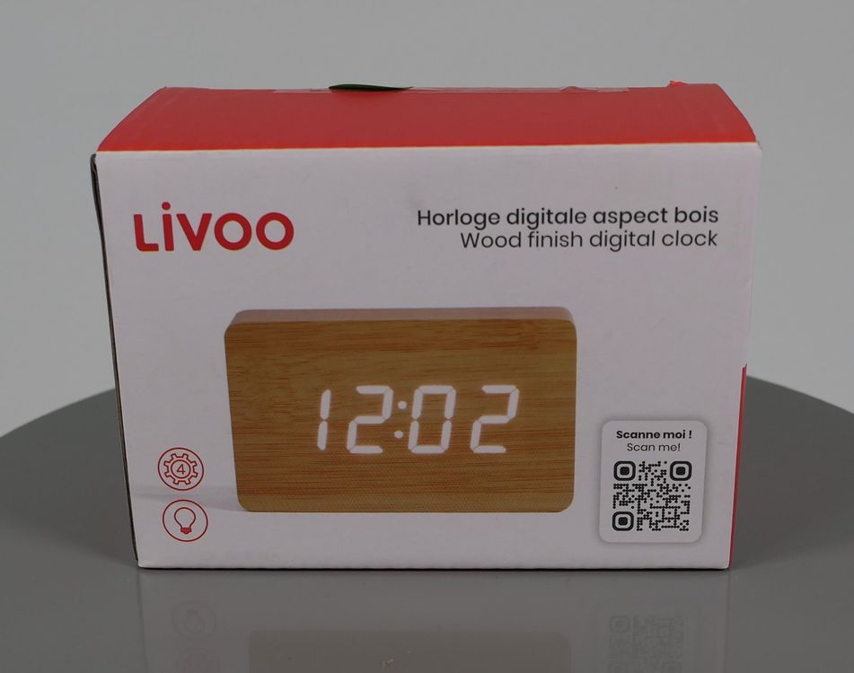 Réveil Digital LIVOO RV150BC Aspect Bois Avec Projecteur Et Thermomètre