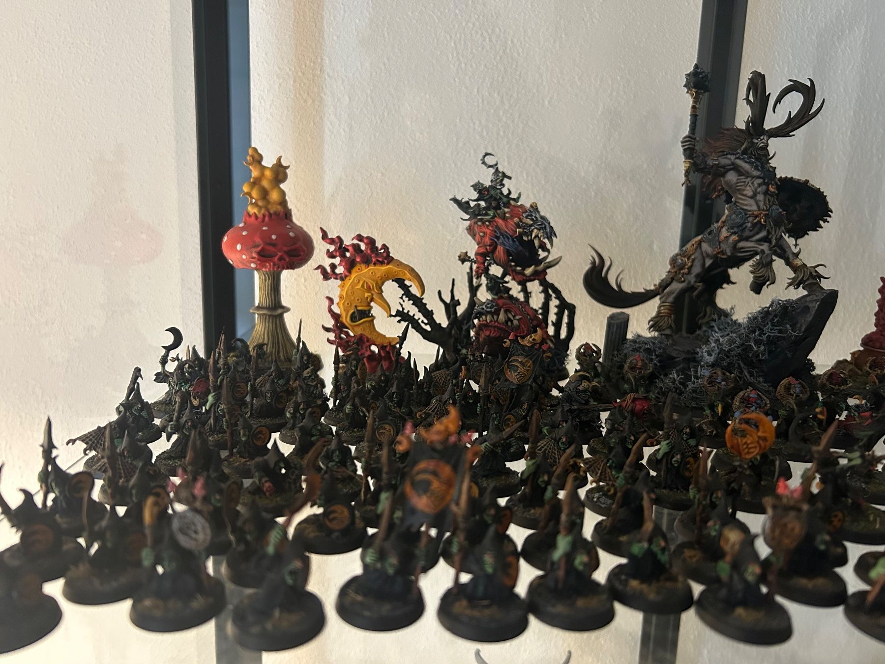 Kit di modellismo & Modellini statici: Warhammer AOS GLOOMSPITE GITZ ARMY – Usato da Le Brassus venduto da Hollywood_gni 1